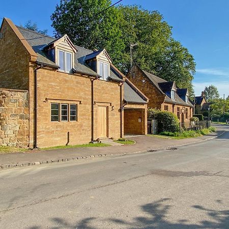 Finch Cottage Farnborough  Eksteriør billede